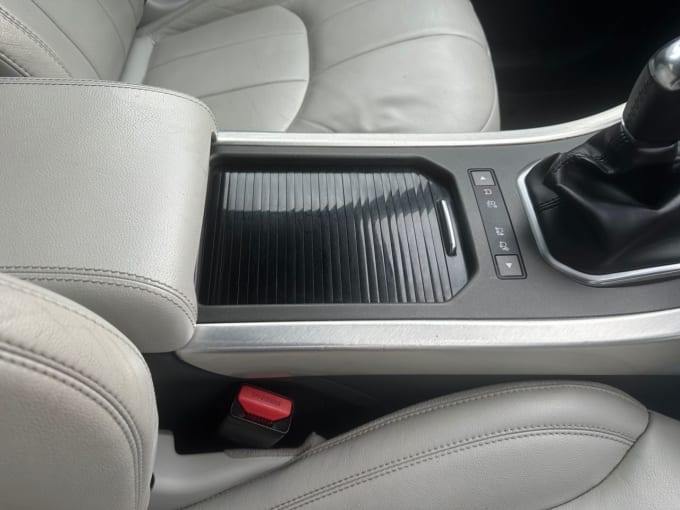 2025 Land Rover Range Rover Evoque