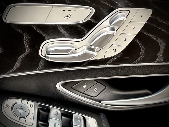 2025 Mercedes-benz C-class