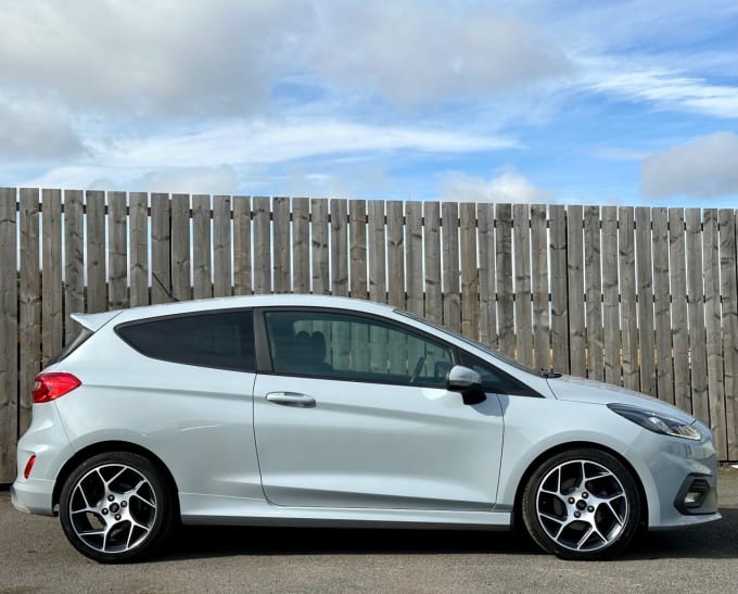 2025 Ford Fiesta