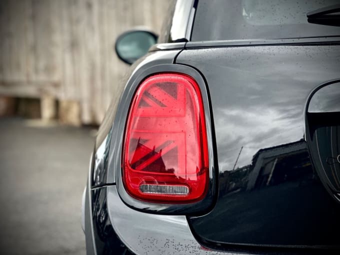 2025 Mini Hatch