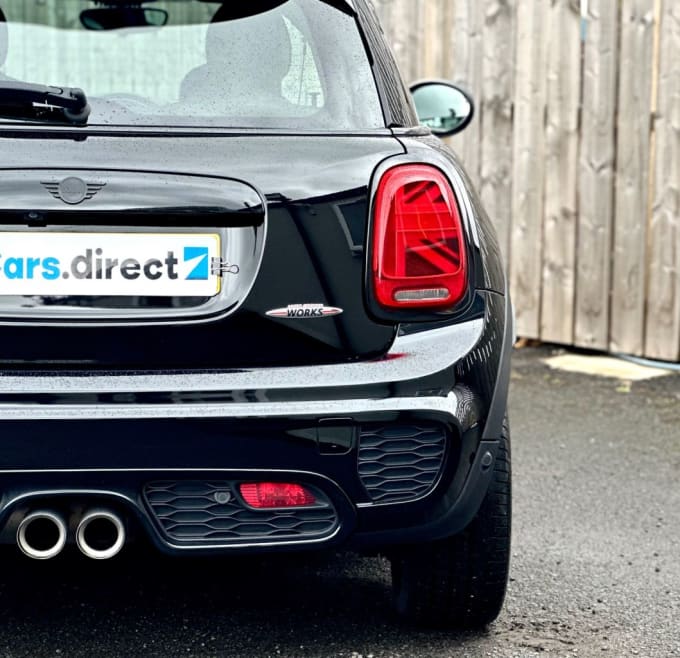 2025 Mini Hatch