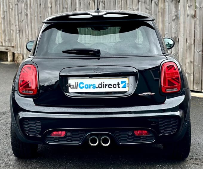 2025 Mini Hatch