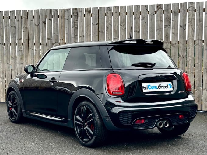 2025 Mini Hatch