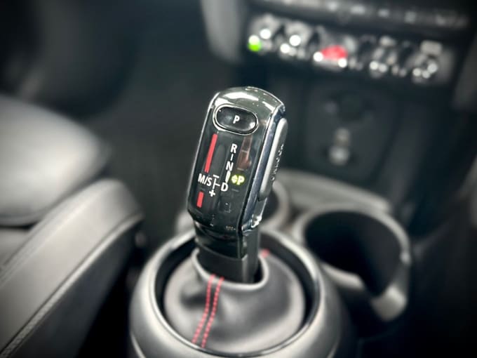 2025 Mini Hatch