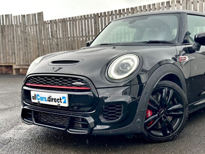 2025 Mini Hatch