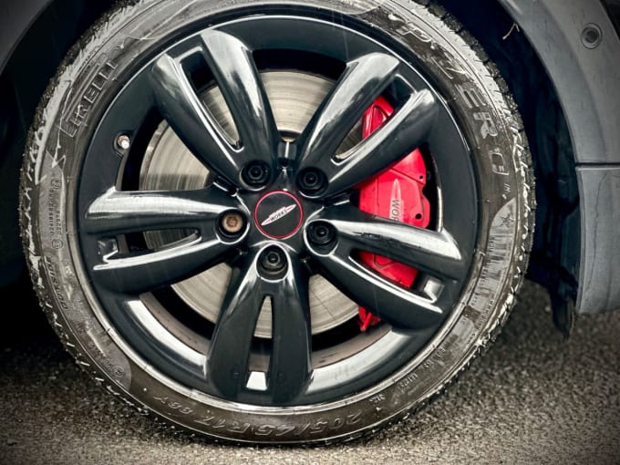 2025 Mini Hatch