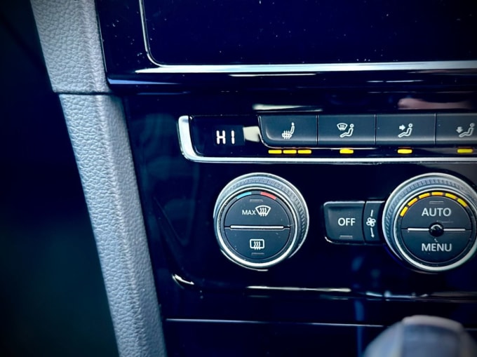 2025 Volkswagen Golf