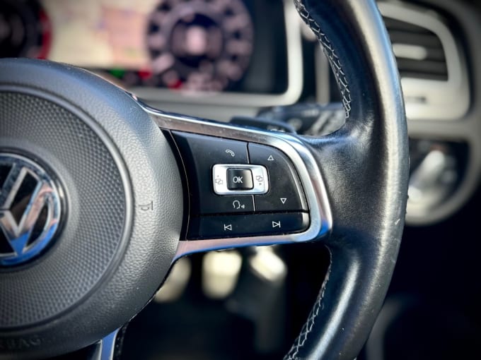 2025 Volkswagen Golf