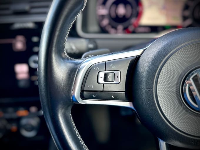 2025 Volkswagen Golf