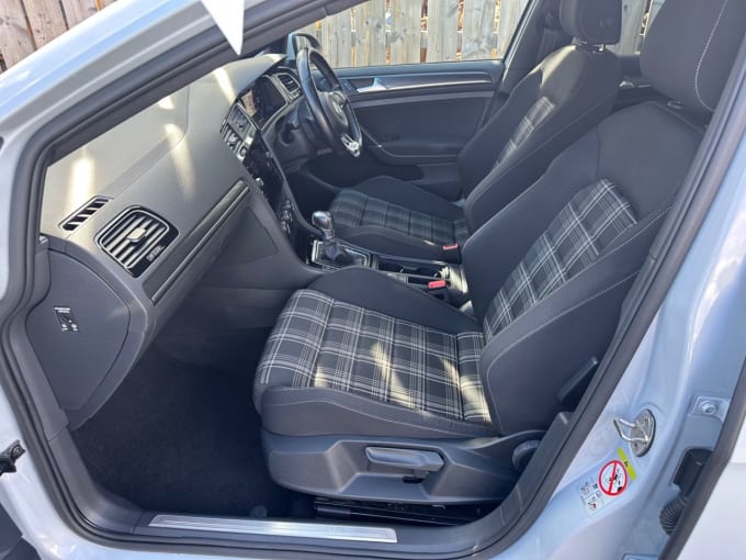 2025 Volkswagen Golf
