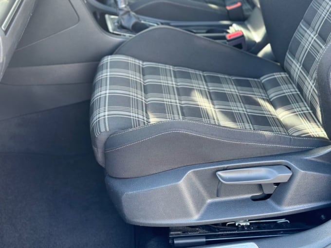 2025 Volkswagen Golf