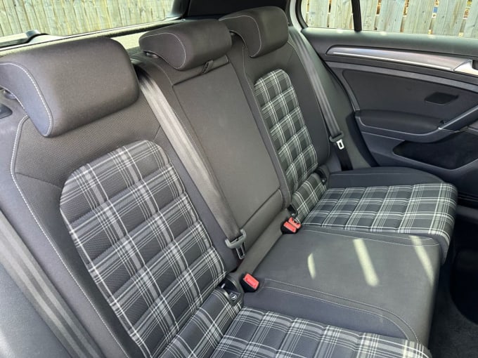 2025 Volkswagen Golf