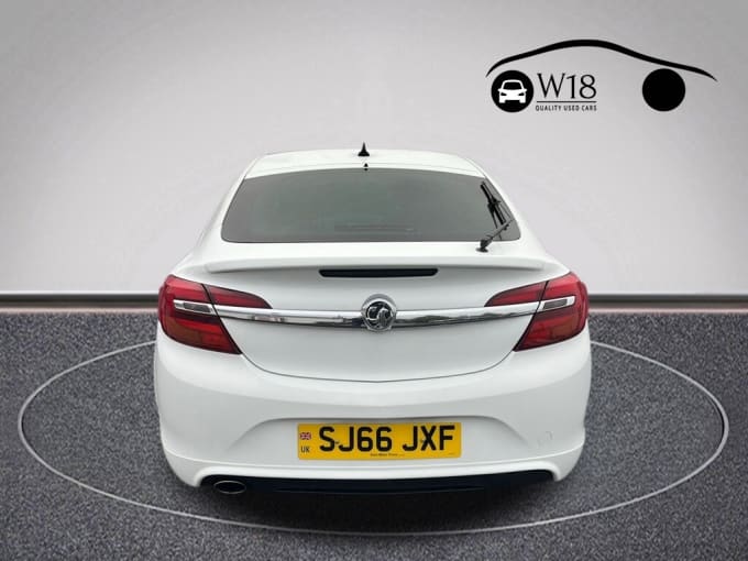 2025 Vauxhall Insignia