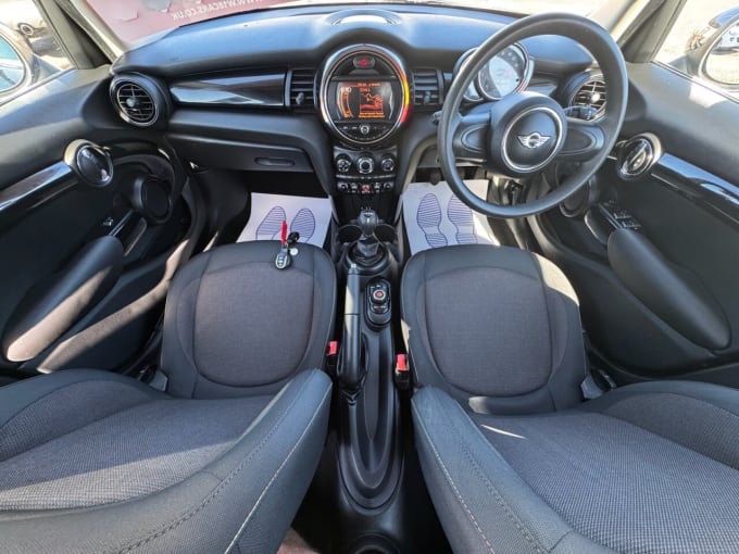 2025 Mini Hatch