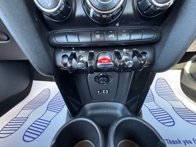2025 Mini Hatch