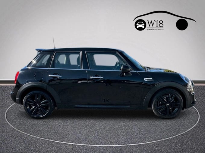 2025 Mini Hatch
