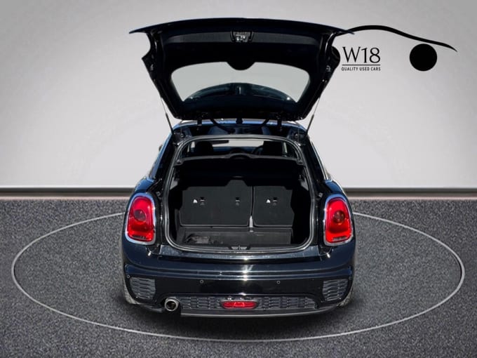 2025 Mini Hatch
