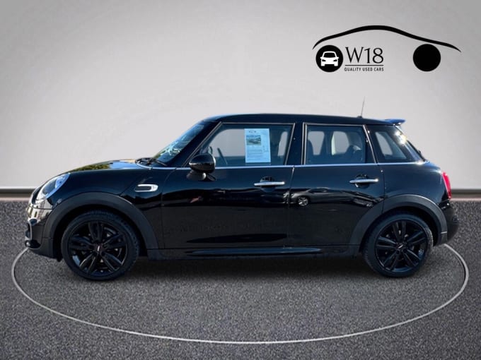 2025 Mini Hatch