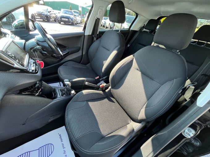 2025 Peugeot 208