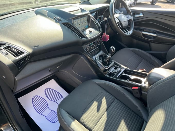 2025 Ford Kuga