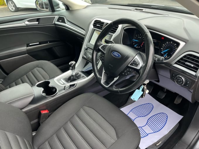 2025 Ford Mondeo