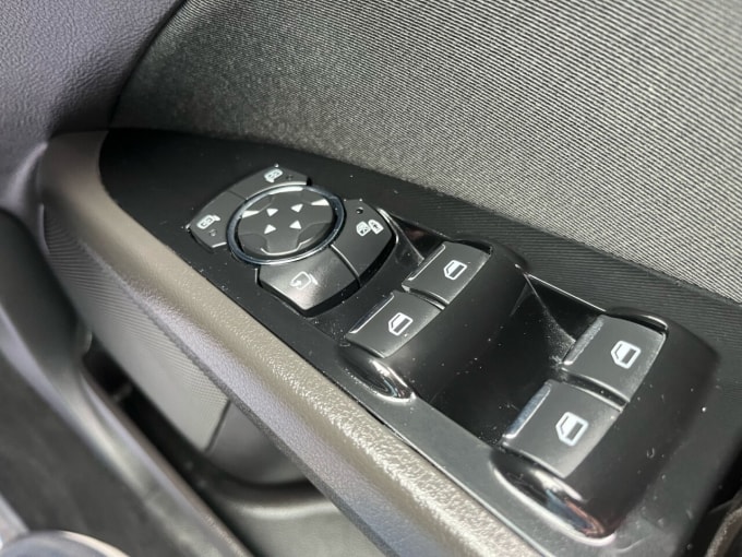 2025 Ford Mondeo