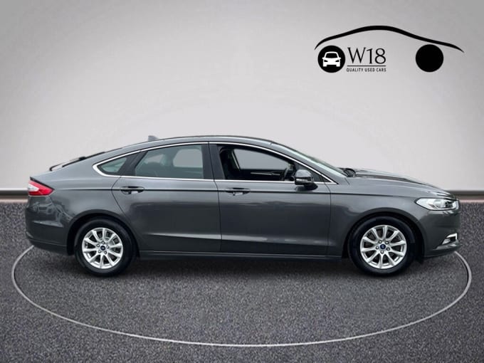 2025 Ford Mondeo