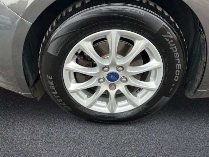 2025 Ford Mondeo