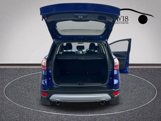 2025 Ford Kuga