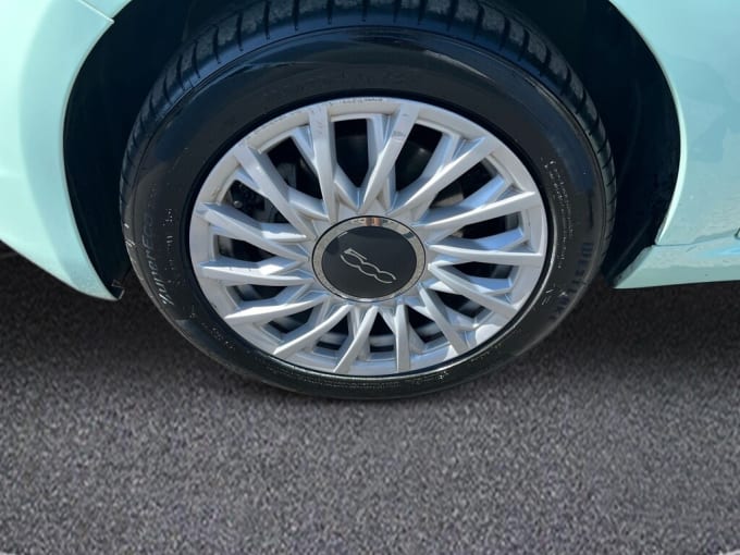 2025 Fiat 500