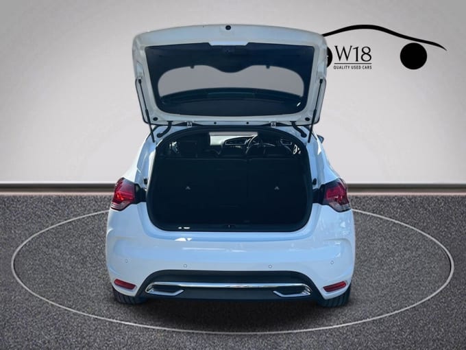 2025 Ds Automobiles Ds 4