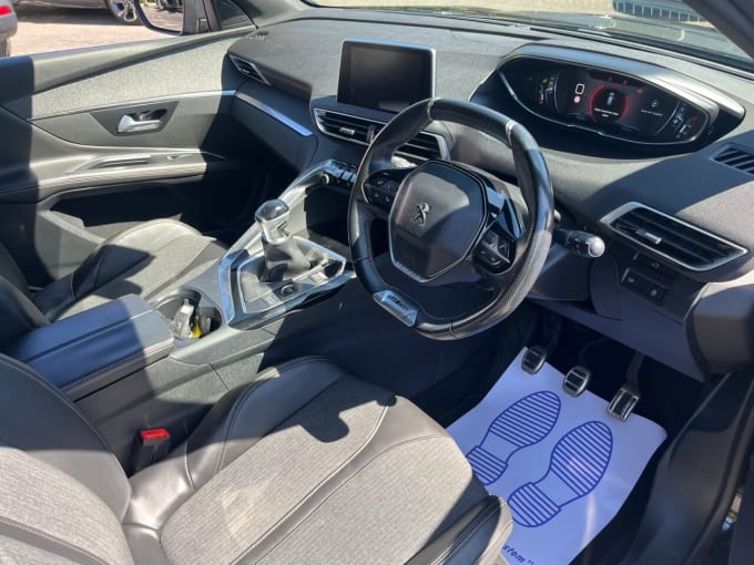 2025 Peugeot 3008
