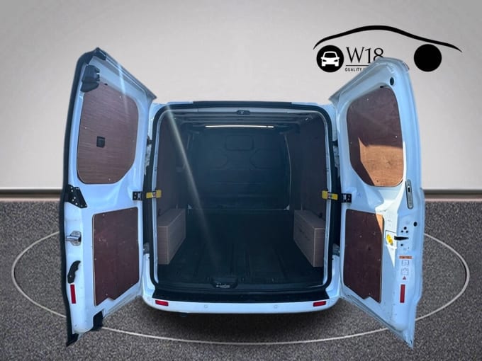 2025 Ford Transit Custom