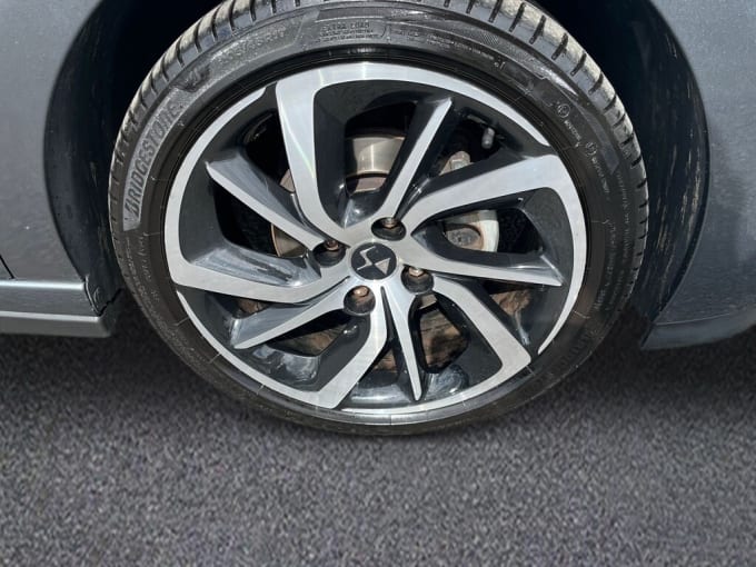2025 Ds Automobiles Ds 3