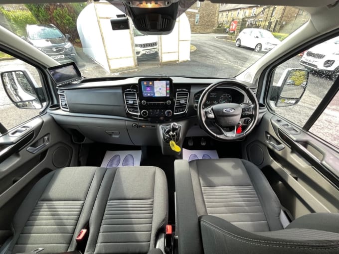 2025 Ford Transit Custom