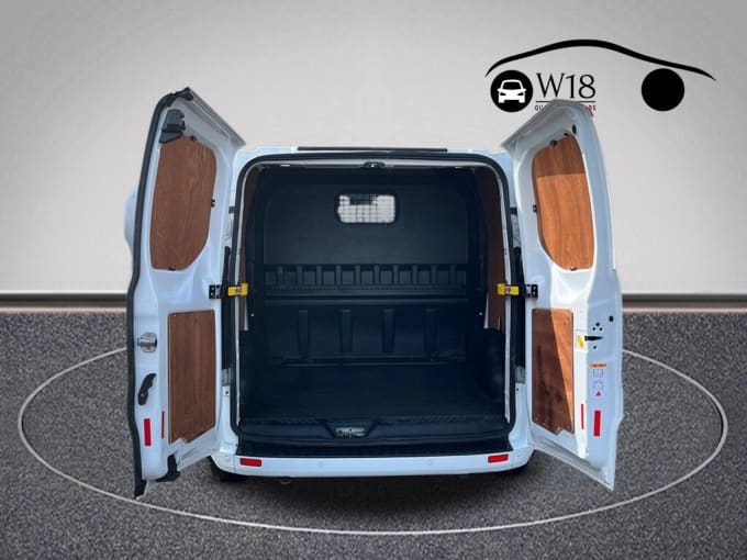 2025 Ford Transit Custom