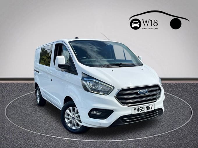 2025 Ford Transit Custom