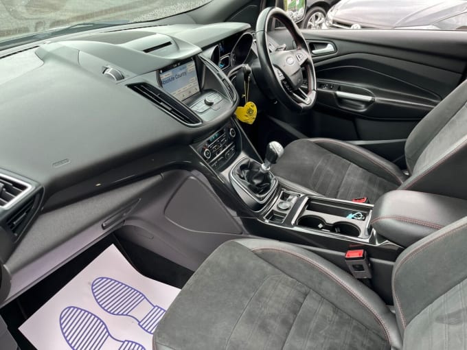 2025 Ford Kuga