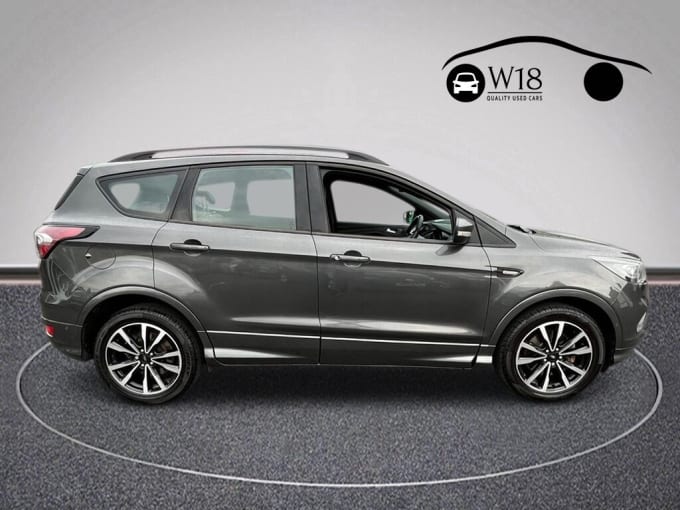 2025 Ford Kuga