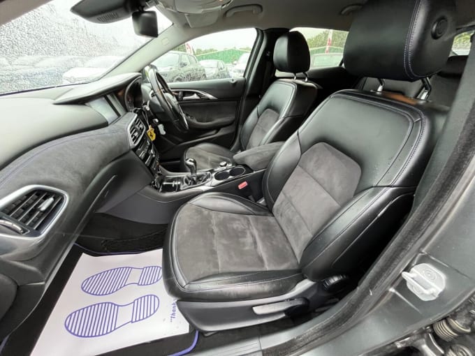 2025 Infiniti Q30