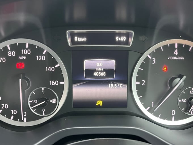 2025 Infiniti Q30
