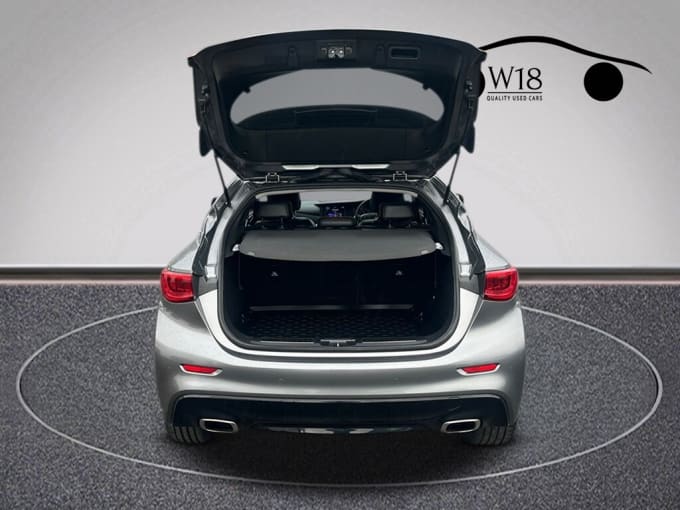 2025 Infiniti Q30