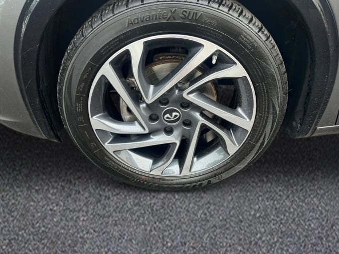 2025 Infiniti Q30