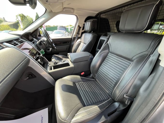 2025 Land Rover Discovery