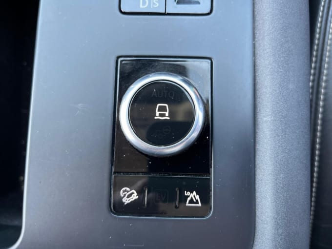 2025 Land Rover Discovery
