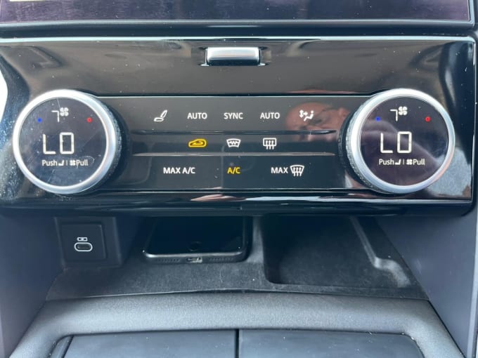 2025 Land Rover Discovery