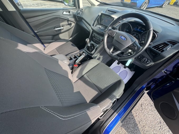 2025 Ford C-max