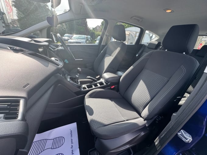 2025 Ford C-max