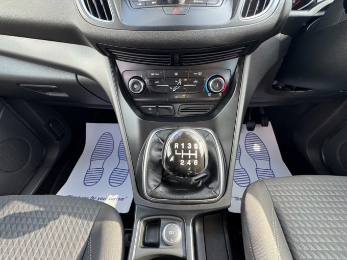 2025 Ford C-max