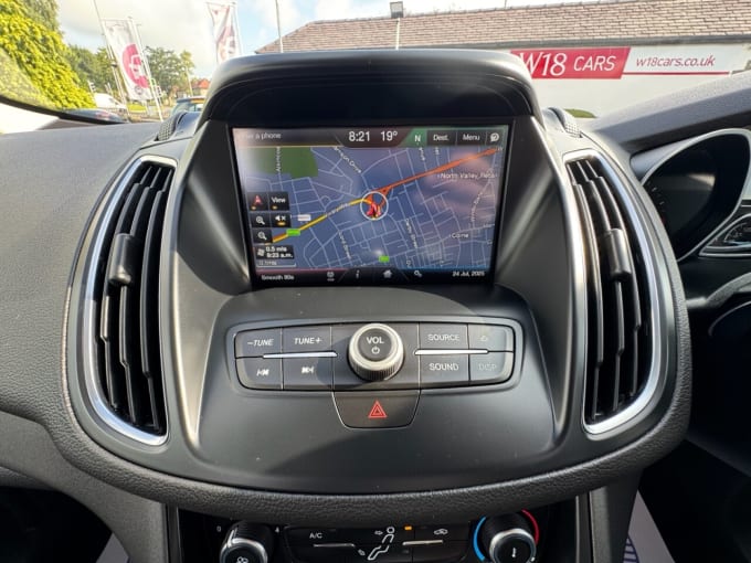 2025 Ford C-max